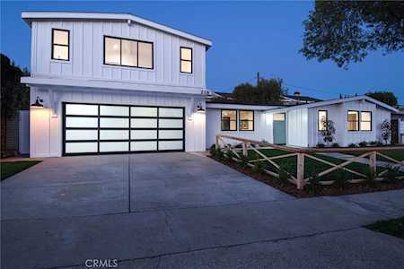 218 E Wilson St Costa Mesa, CA 92627