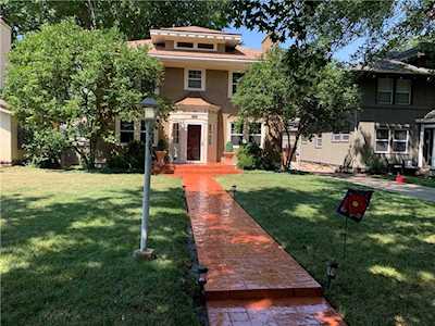 1016 W 71st Terrace Kansas City, MO 64114