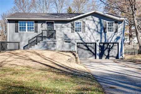 19212 E 5th Street Ct Independence, MO 64056