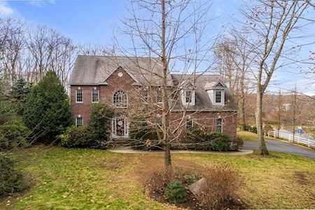 45 Old Cart Path Holliston, MA 01746
