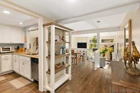 2505 Navarra Drive #311 Carlsbad, CA 92009