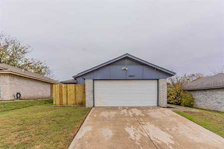10602 Lone Pine Lane Fort Worth, TX 76108
