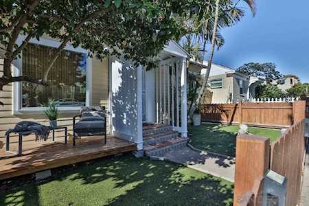 1638 Sunset Cliffs Boulevard San Diego, CA 92107