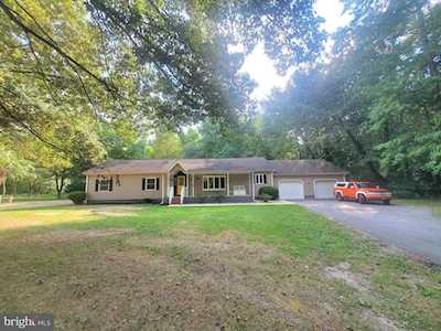 2026 Crystal Rd Hartly, DE 19953