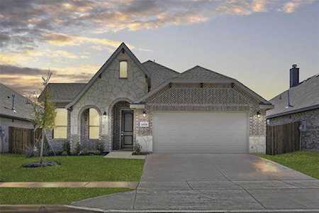 4445 Pentridge Drive Fort Worth, TX 76036
