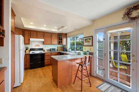 1957 Country Grove Ln Encinitas, CA 92024