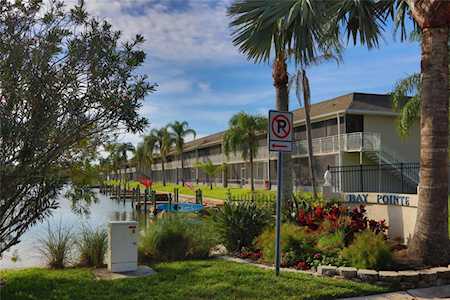8828 Bay Pointe Dr #103 Tampa, FL 33615