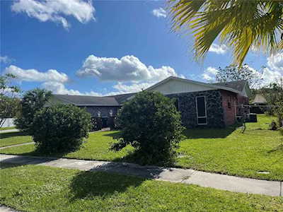 10320 Brownwood Ave Orlando, FL 32825