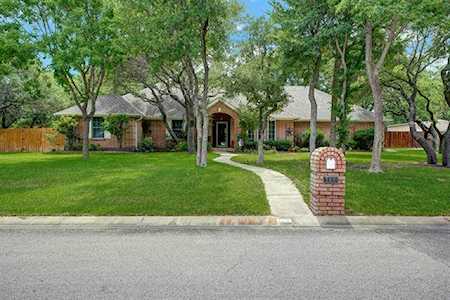 128 Oakwood Court Lakeside, TX 76135