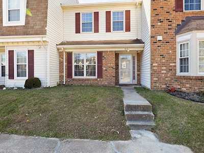 913 Jay Are Ct Virginia Beach, VA 23462