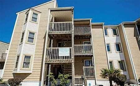 1634 E Ocean View Ave #3B Norfolk, VA 23503