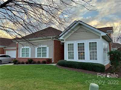2114 Castle Ct Matthews, NC 28105