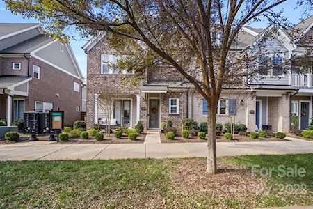 7532 Waverly Walk Ave Charlotte, NC 28277