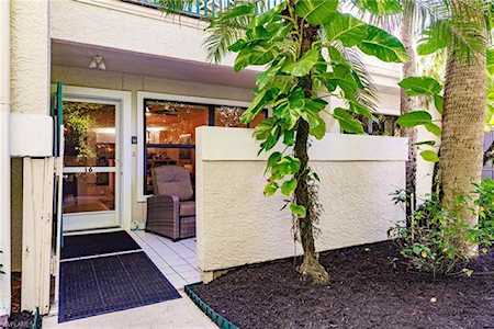 77 Emerald Woods Dr #I-6 Naples, FL 34108