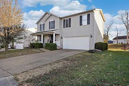 4066 Jessica Dr Wentzville, MO 63385