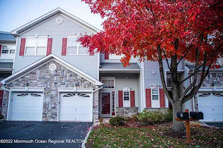 47 Catherine Ct Old Bridge, NJ 08857