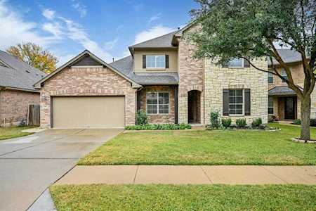 3917 Sapphire LOOP Round Rock, TX 78681