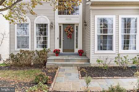 8225 Tenbrook Dr Gainesville, VA 20155