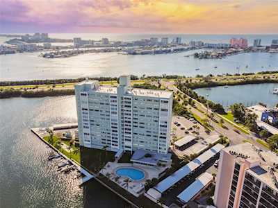 31 Island WAY #1202 Clearwater, FL 33767