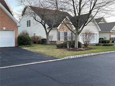 2622 Terrwood Dr Macungie, PA 18062