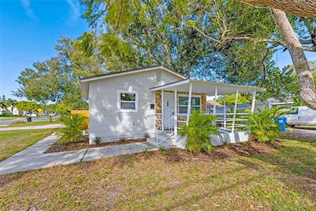 1831 32nd Ave N St. Petersburg, FL 33713