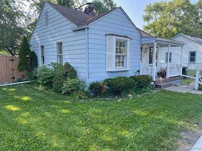 7531 N Inkster Rd Westland, MI 48185