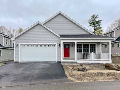 Unit 21 Canterbury Commons #21 Epping, NH 03042