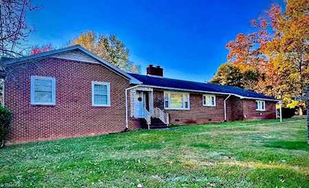 1342 Arrow Wood Road Asheboro, NC 27205