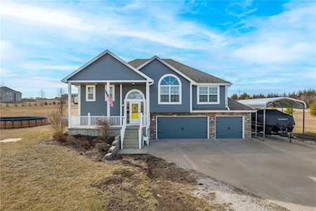 16963 Auburn Ct Bonner Springs, KS 66012