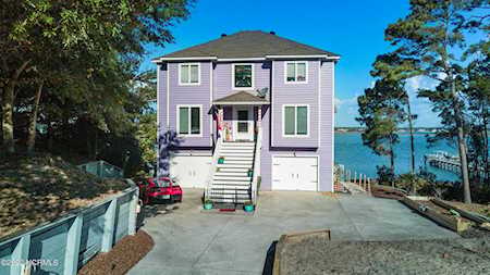 8718 Emerald Plantation Road Emerald Isle, NC 28594