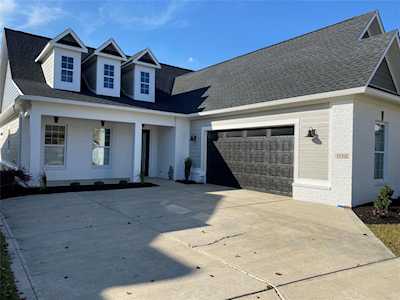 15511 Mystic Rock Dr Carmel, IN 46033