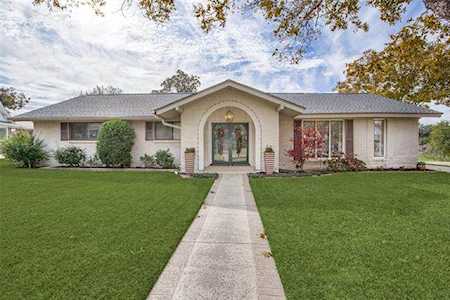 3120 Berrymeade Lane Farmers Branch, TX 75234