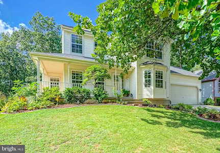 10 Celia St Sicklerville, NJ 08081