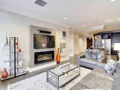 222 S Caldwell St Charlotte, NC 28202