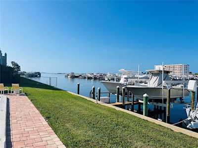 423 S Paula Dr #305 Dunedin, FL 34698