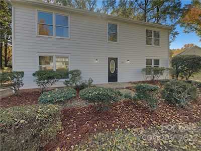 5139 Prestwick Ln Charlotte, NC 28212