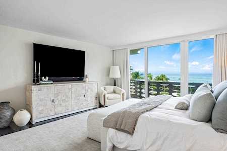100 Sunrise Avenue #515 Palm Beach, FL 33480