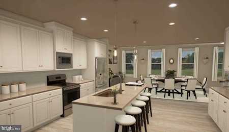 6894 Karter Robinson Dr Haymarket, VA 20169
