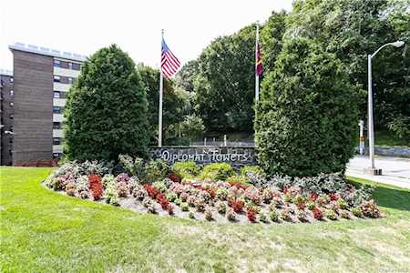 100 Diplomat Drive #5E Mount Kisco, NY 10549