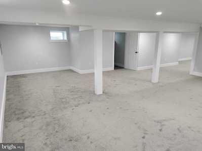 29 Delwood Rd Cherry Hill, NJ 08002
