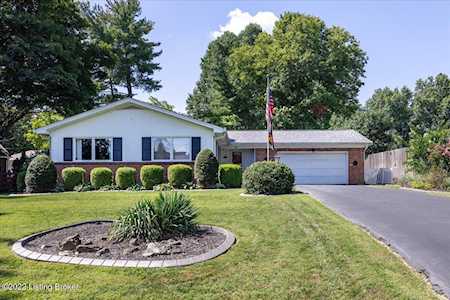 104 Blue Fields Rd Louisville, KY 40223