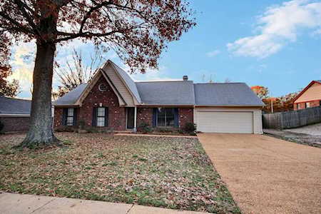 331 Fletcher Hollow Rd Collierville, TN 38017