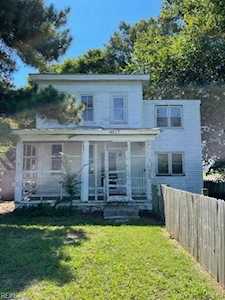 4517 Deep Creek Blvd Portsmouth, VA 23702
