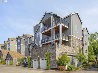 11706 SE Crested Eagle LN Happy Valley, OR 97086