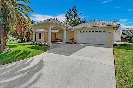 2131 SW 113th Ave Davie, FL 33325