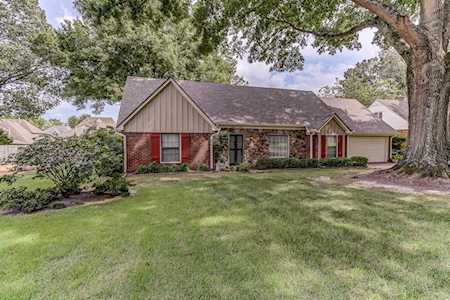 1604 E Mchenry Cir Germantown, TN 38138