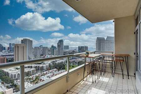 700 W E St #2405 San Diego, CA 92101