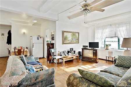 1938 E Tremont Avenue #7c Bronx, NY 10462