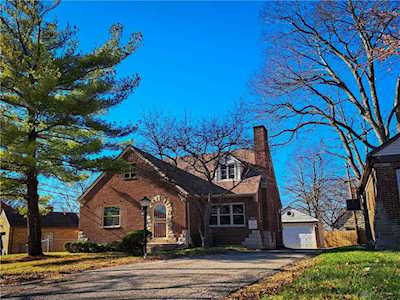 1811 Parkhill Drive Dayton, OH 45406