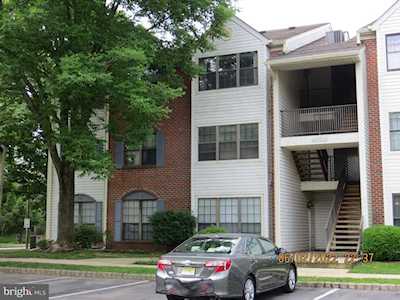 12 Feiler Ct Trenton, NJ 08648